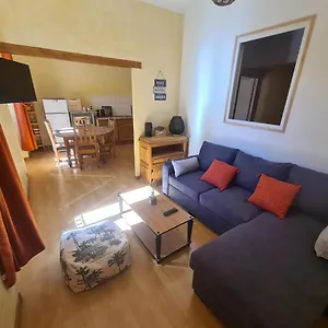Plein Centre Lit King Size Et Canape Lit , Barcelonnette Francia