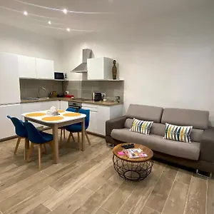  Apartment Chic Des Catalans France