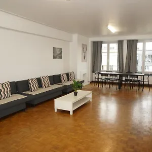 https://belga-apartment-3-bedrooms.hotelsantwerp.net
